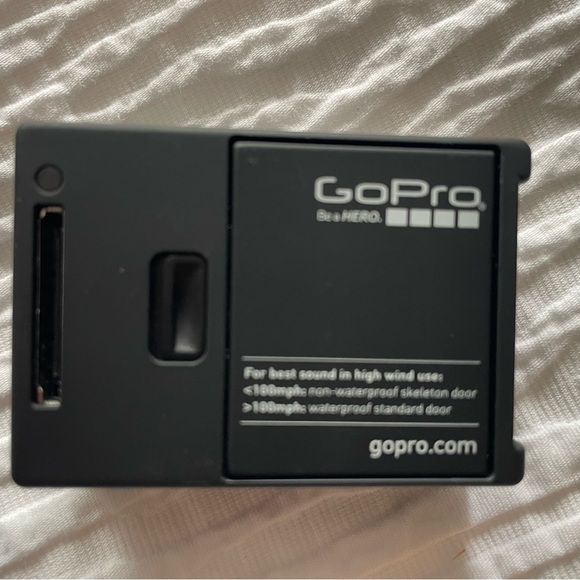 GoPro Hero 3 - Picture 2 of 4